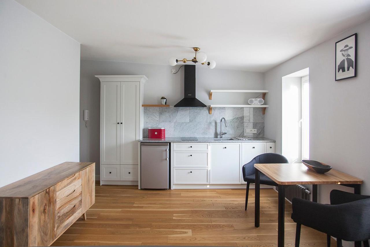 Stare Bielany Apartments Варшава Экстерьер фото